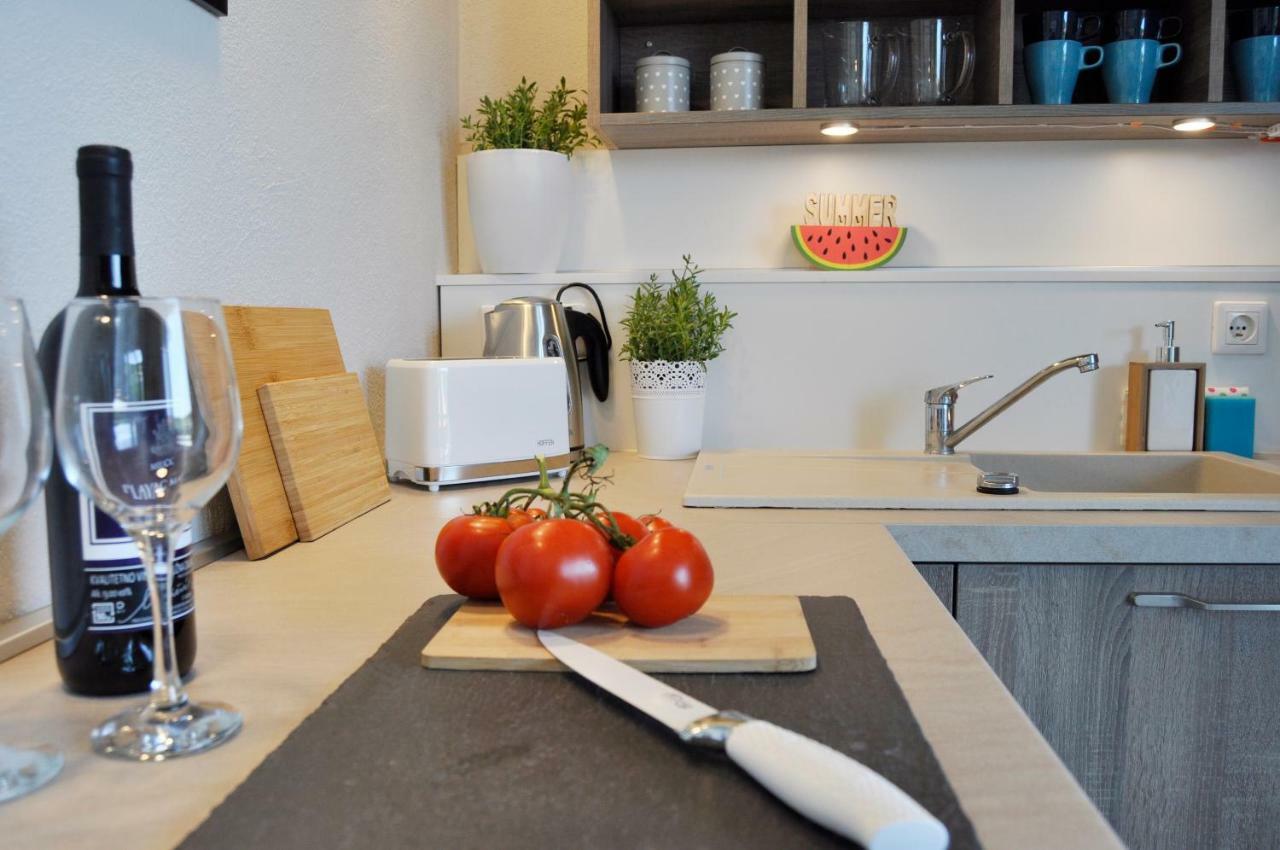 Ferienwohnung Anemos Apartman Tisno Exterior foto